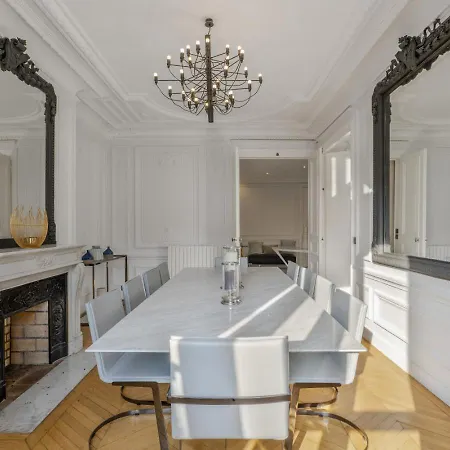 Apartment The Parisian Beauty - Ultra Luxury *