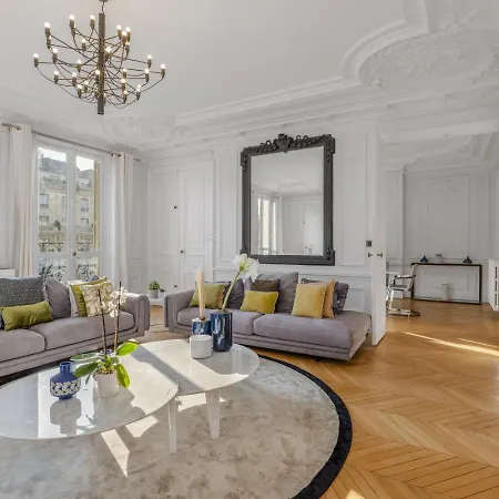 The Parisian Beauty - Ultra Luxury * Paris
